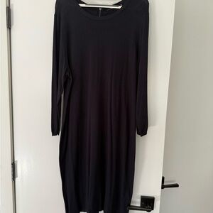 Tahari Classic Navy Blue Long Sleeve Sweater Dress